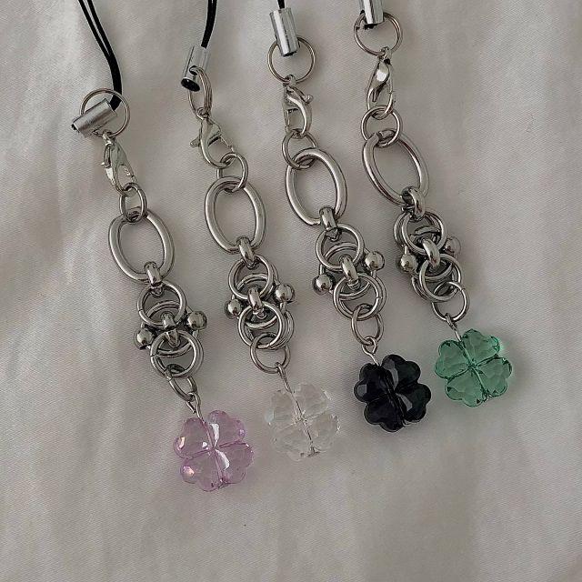 [자체제작/핸드메이드] 네잎클로버 써지컬 키링 에어팟키링 버즈키링 우정키링 커플키링 다이어리키링 가방키링 열쇠고리 하이틴 키치 Y2K 커플템 우정템 유니크