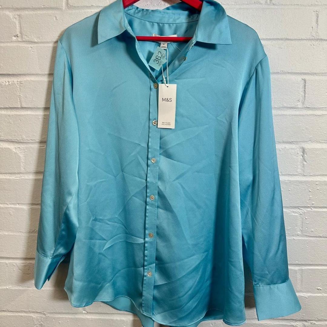 B382Blue satin shirt with button-up collar and...