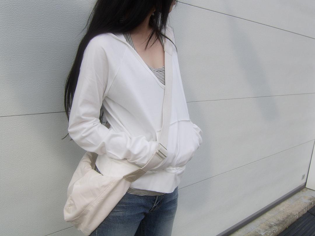pigment hood tee