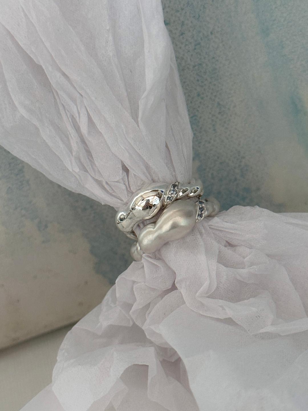 Bubble Shell Ring