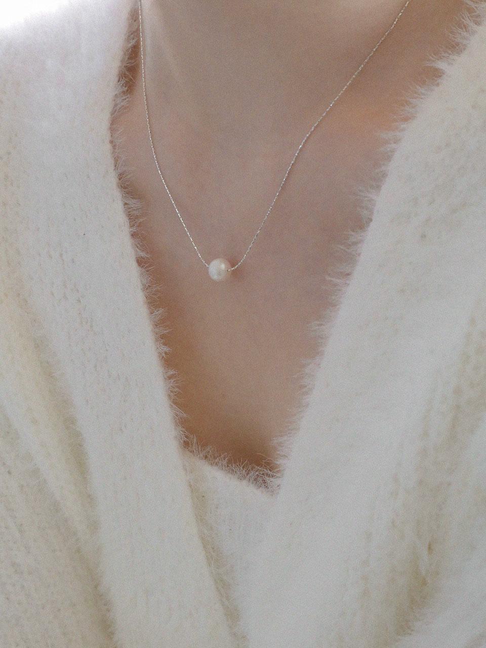 Glitter Pearl Necklace (925 silver)