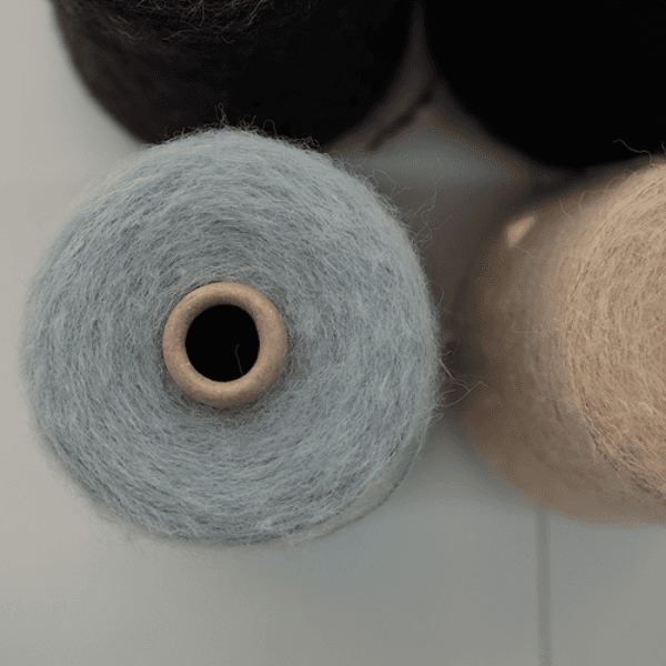 굿실 울모헤어콘사 Wool-mohair cone(420g)(정기세일)(베를린스카프 대체실)