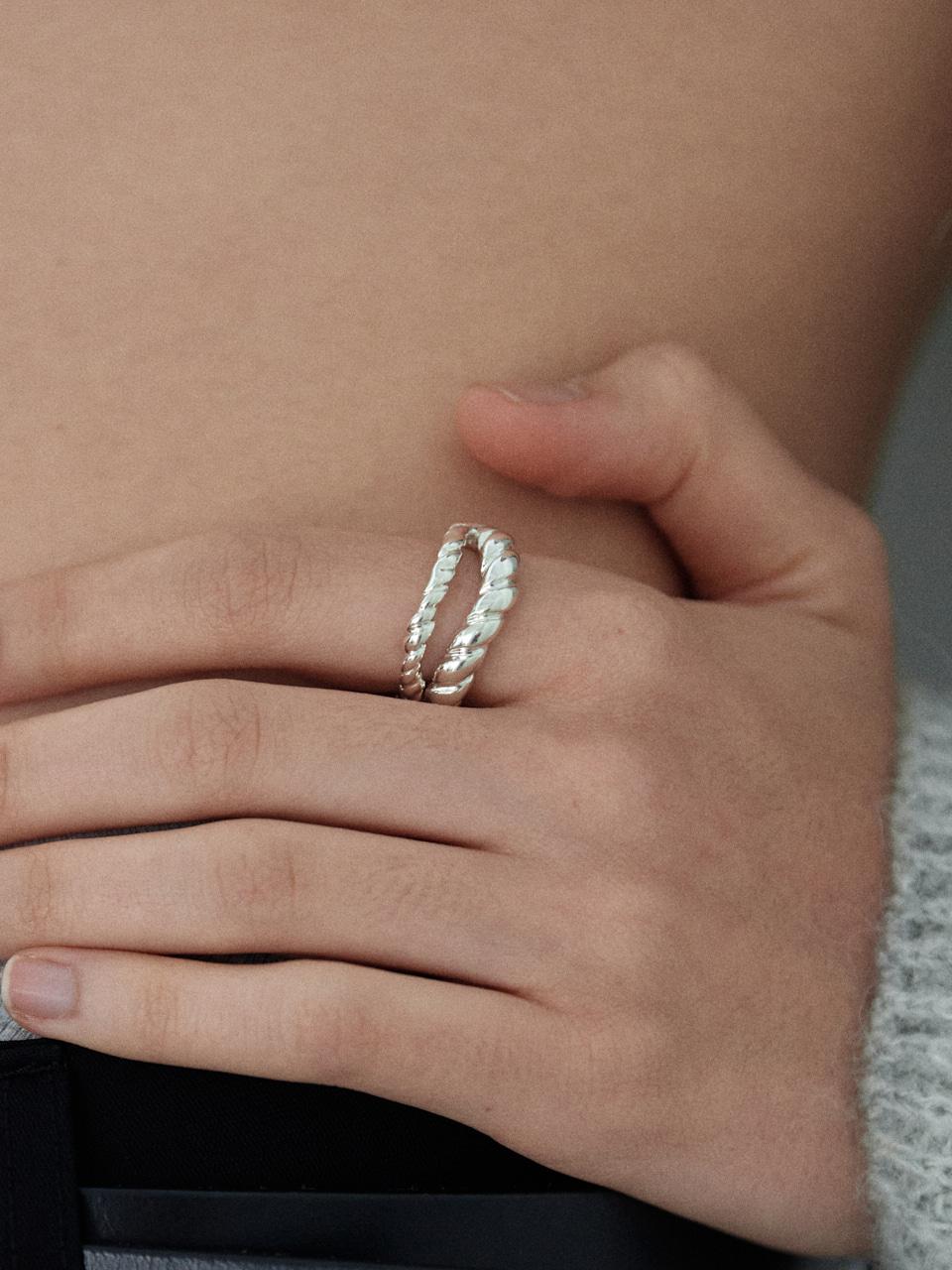 OLD ROPE RING II