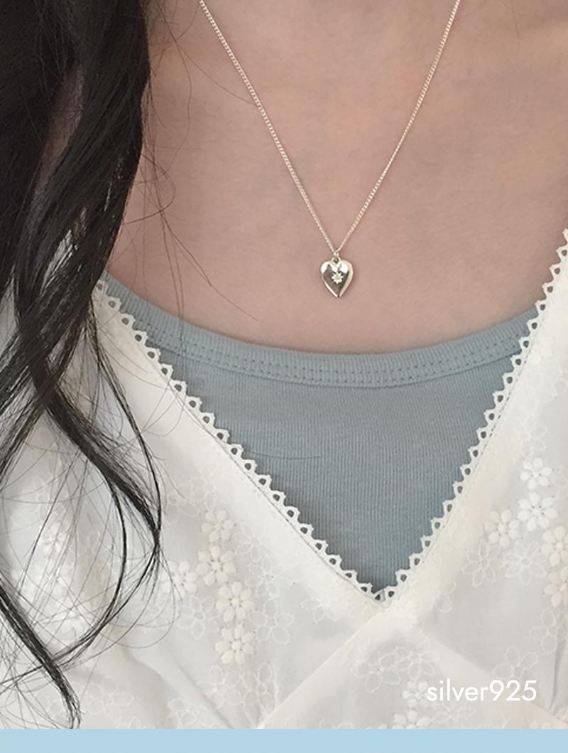 white oliva necklace (silver925)