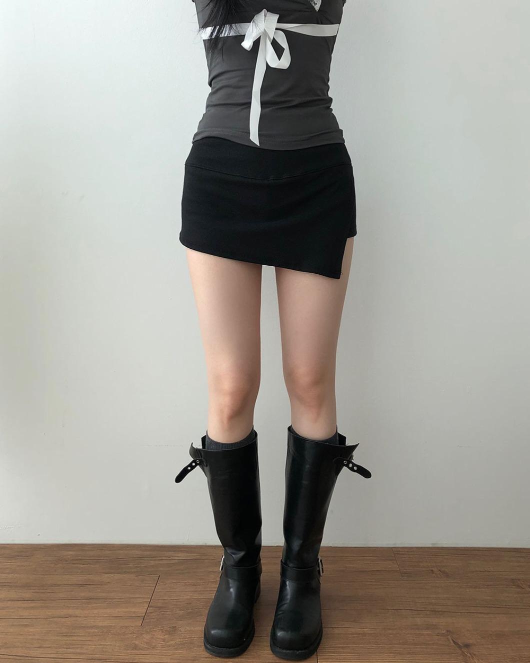 Pin Mini Skirt