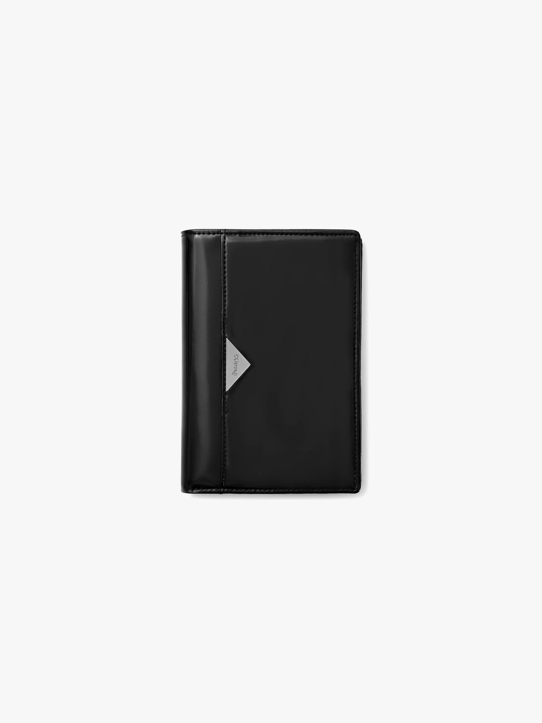 TRIANGLE PASSPORT WALLET - BLACK