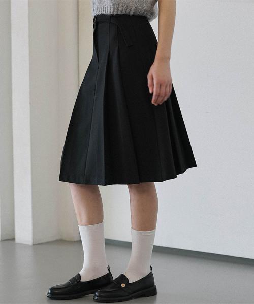 Belt Pleats Midi Skirt [Black]