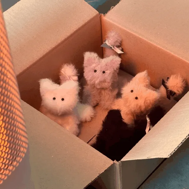 *Amade!* 꼬리펑 고양이 모루 인형 리본 키링 키홀더 (4color)
