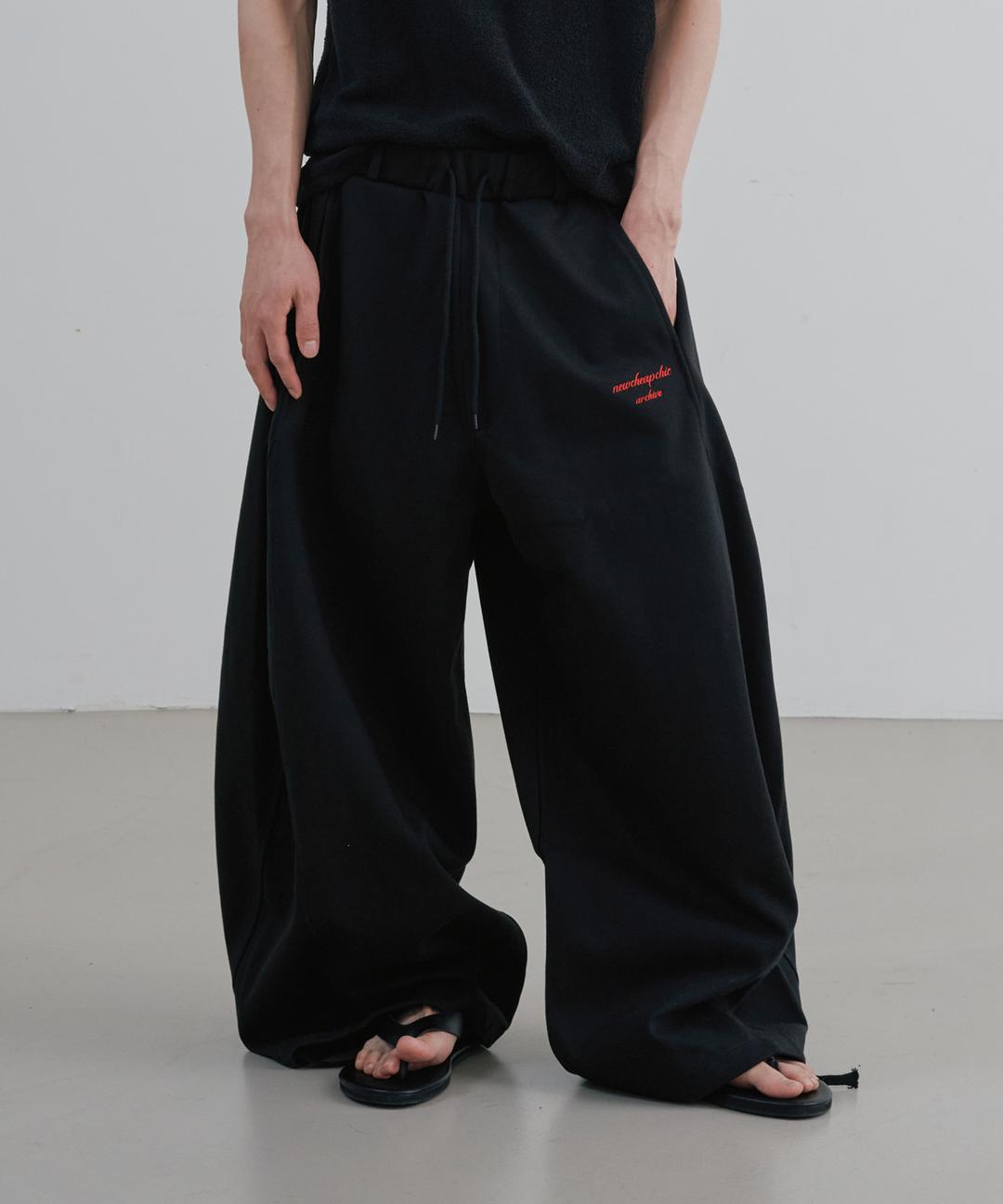 Archive broderie sweat pants (black)