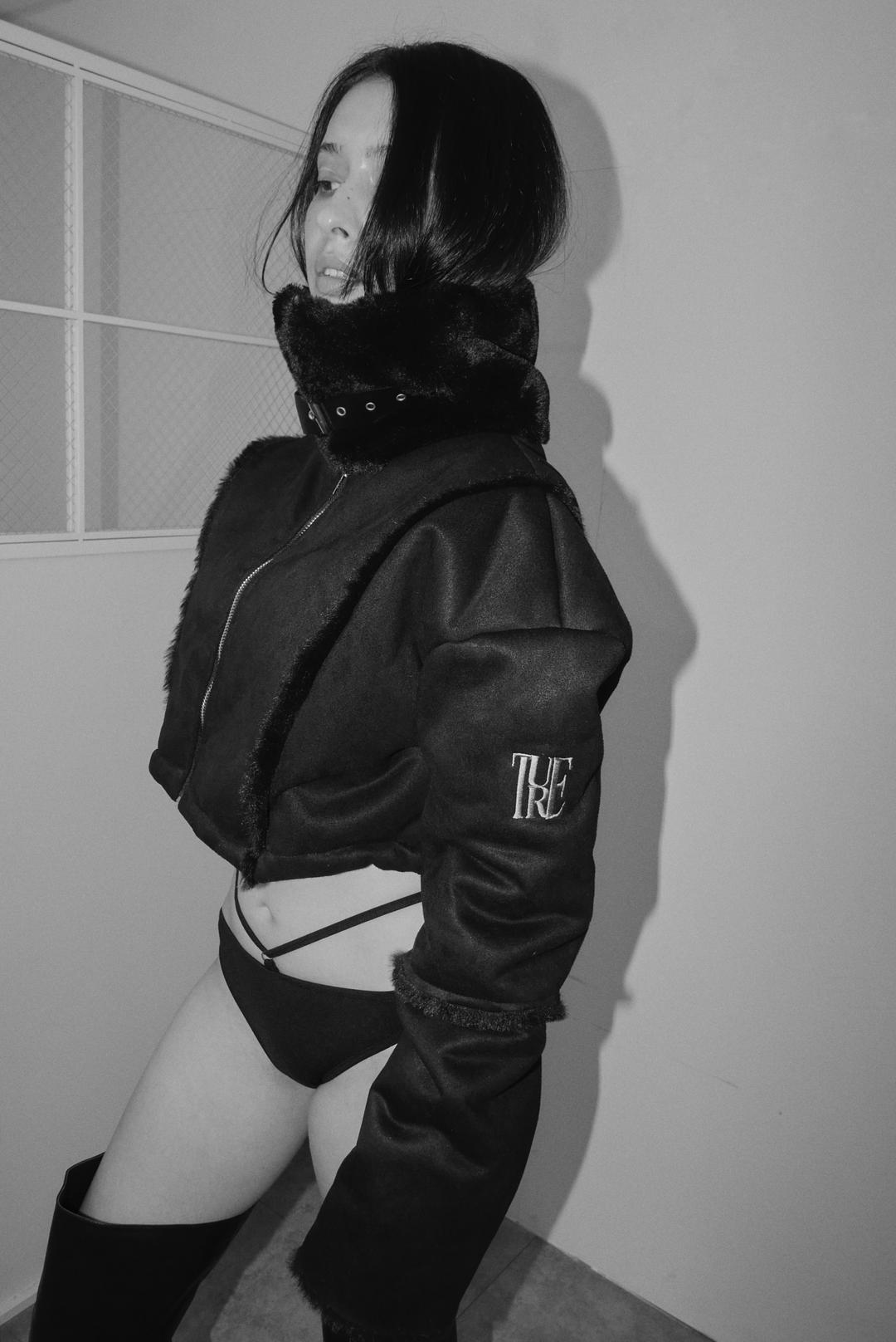 cropped suede fur mustang black (Last restock)