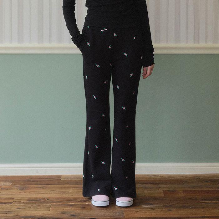 Rose Embroidery Bootscut Pants (black)