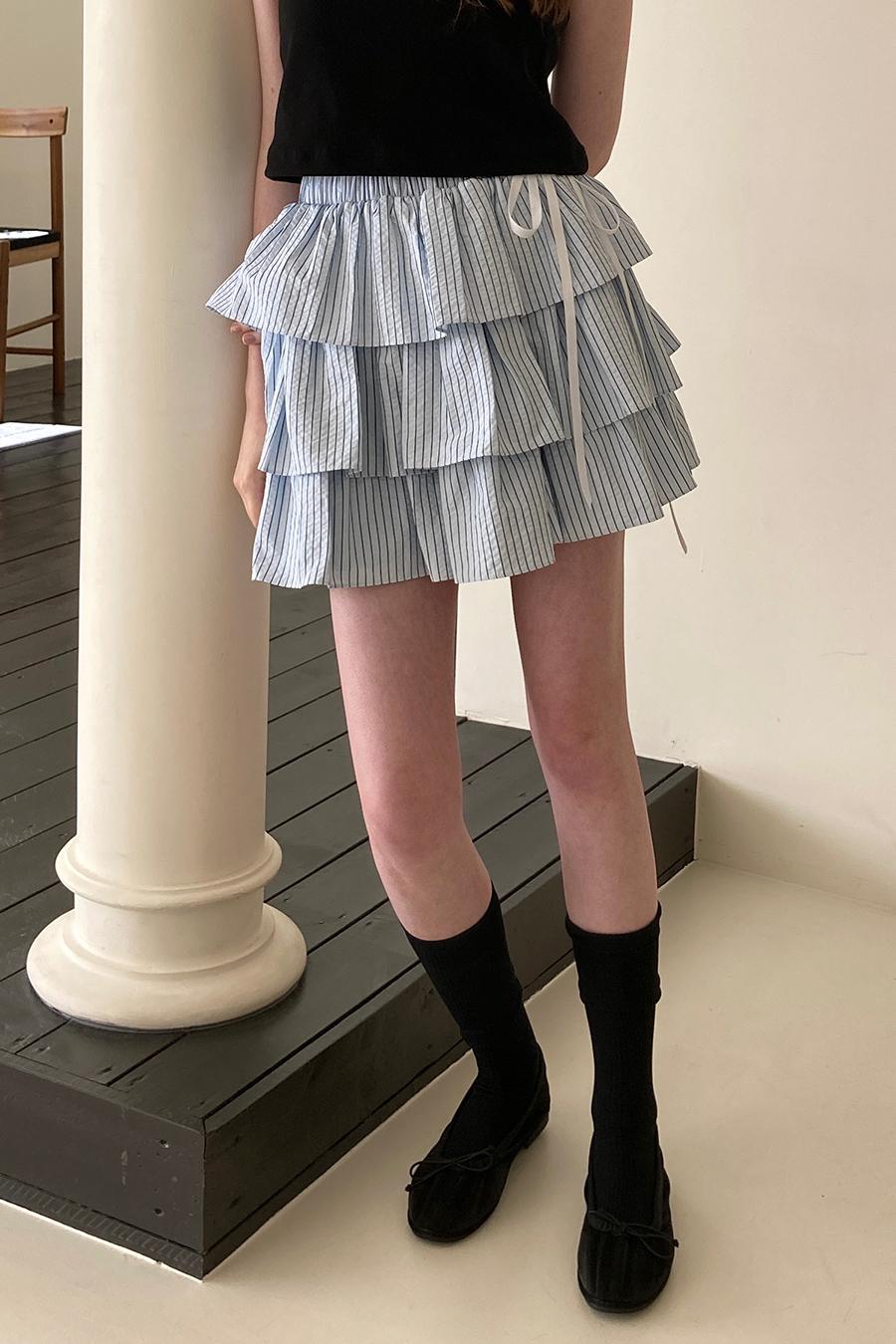 [예약배송 5월 27일 순차적 출고]STRIPE RIBBON BANDING SKIRT - SKYBLUE