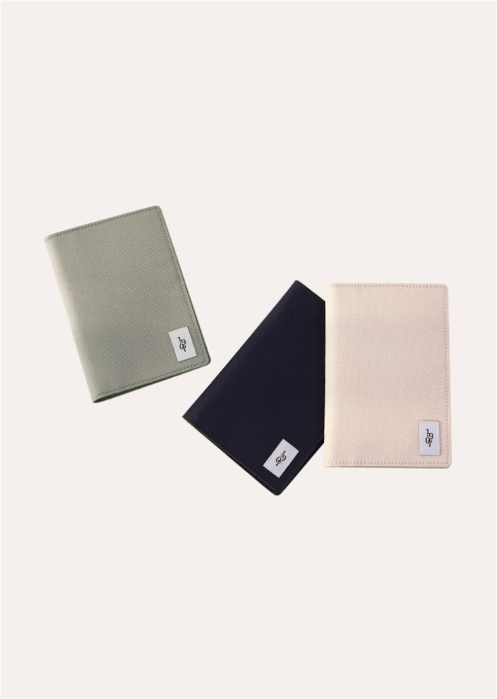 [1907] [PLASTIC] Passport Case 3종
