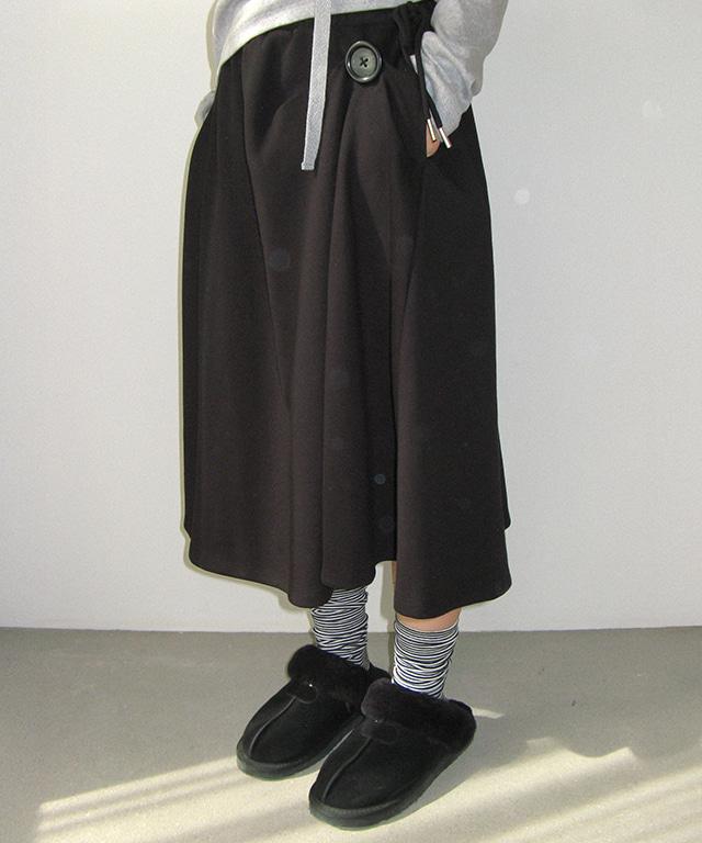 BIG BUTTON SWEAT MIDI SKIRT BLACK