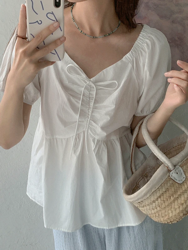 [단독기획] 가토 리본 온 오프숄더 밴딩 플레어 블라우스 - 2color