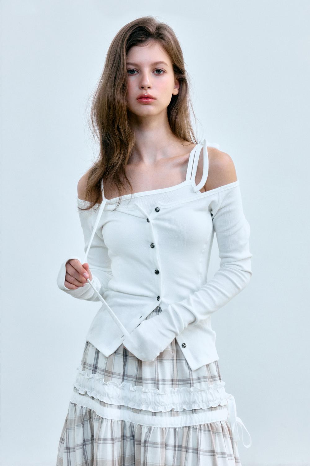 [2nd Order / 10월 22일 순차 예약 발송] LAYERED CARDIGAN & SLEEVELESS SET (WHITE)