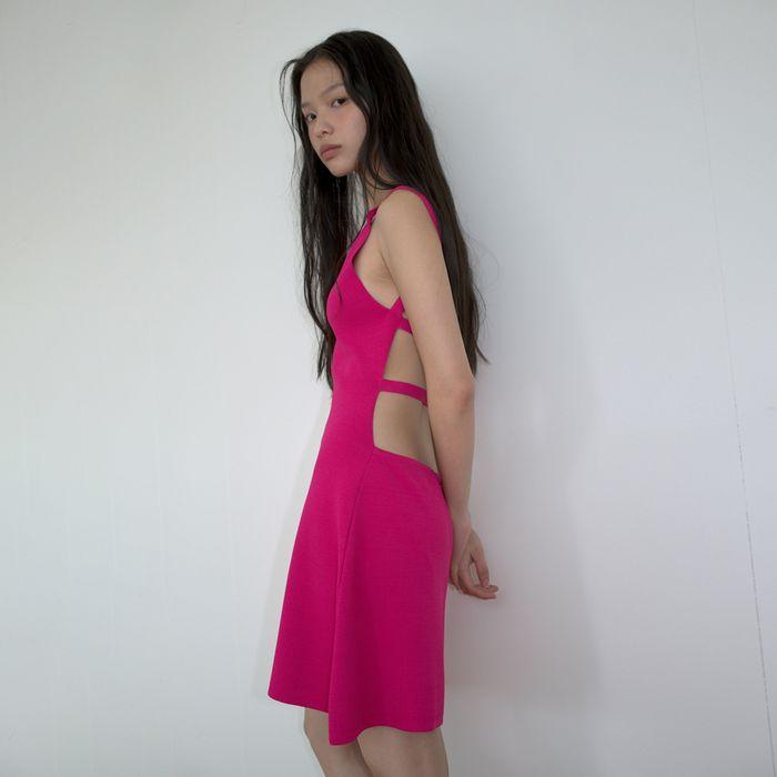 BACKLESS KNIT DRESS_MAGENTA
