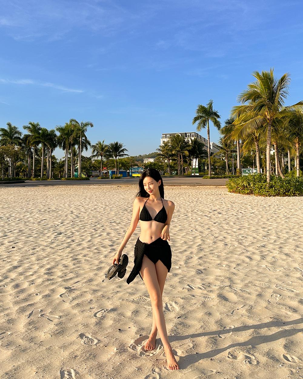 어썸나나 [단독/M-L] 나오미 펀칭 스커트 3피스 세트 비키니 [투피스/섹시/블랙/세트/셋업/커버업/커버/체형]