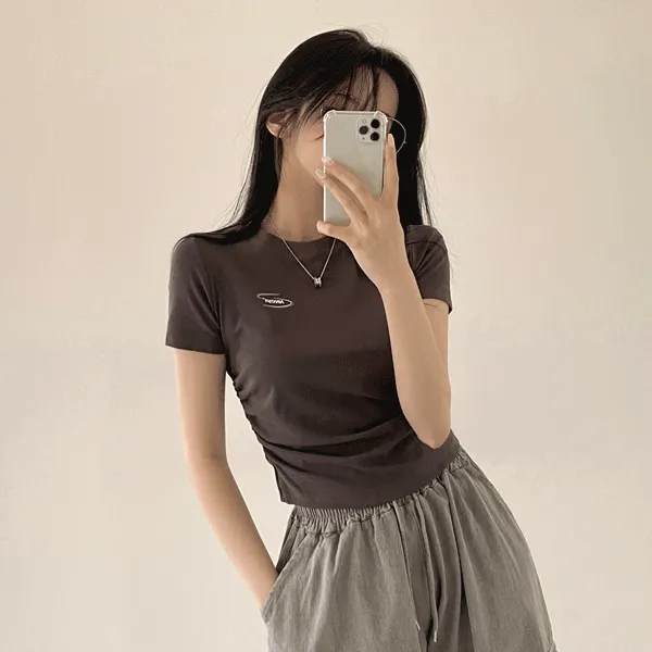 [힙무드/셔링포인트!] 날씬핏, 로고 레터링 크롭 셔링 반팔티셔츠 (5color)