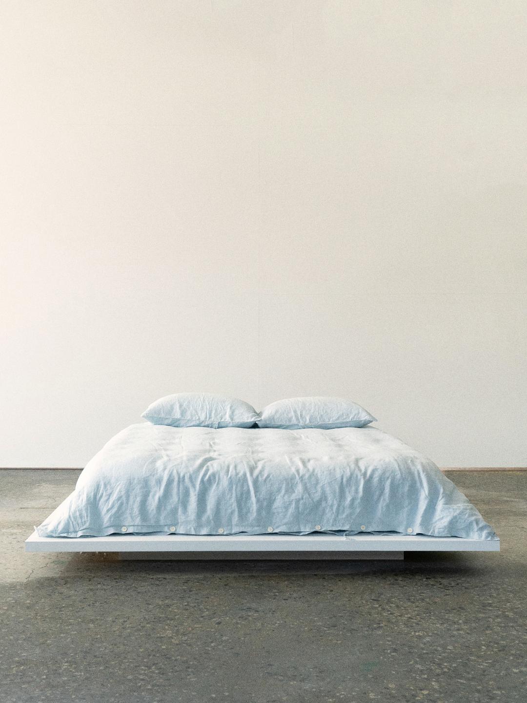 French linen bedding (Skayway)