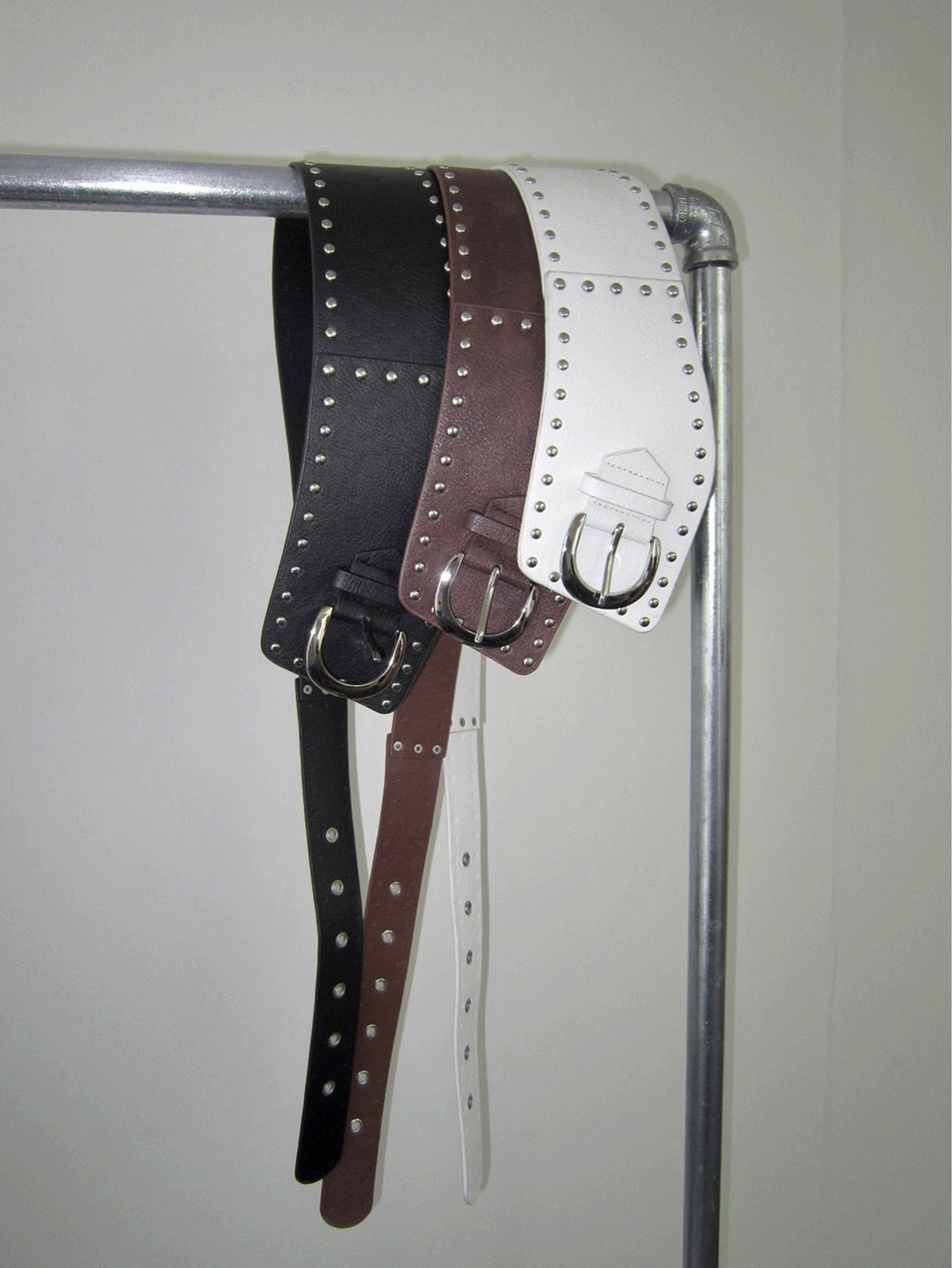 온마인드 STUD WIDE BELT