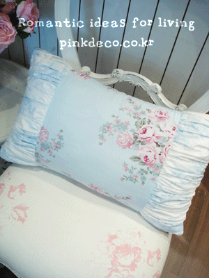 쉐비 로즈 주름 쿠션