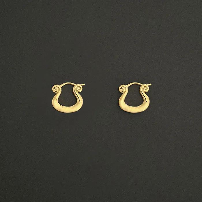 Smooth pepper earring