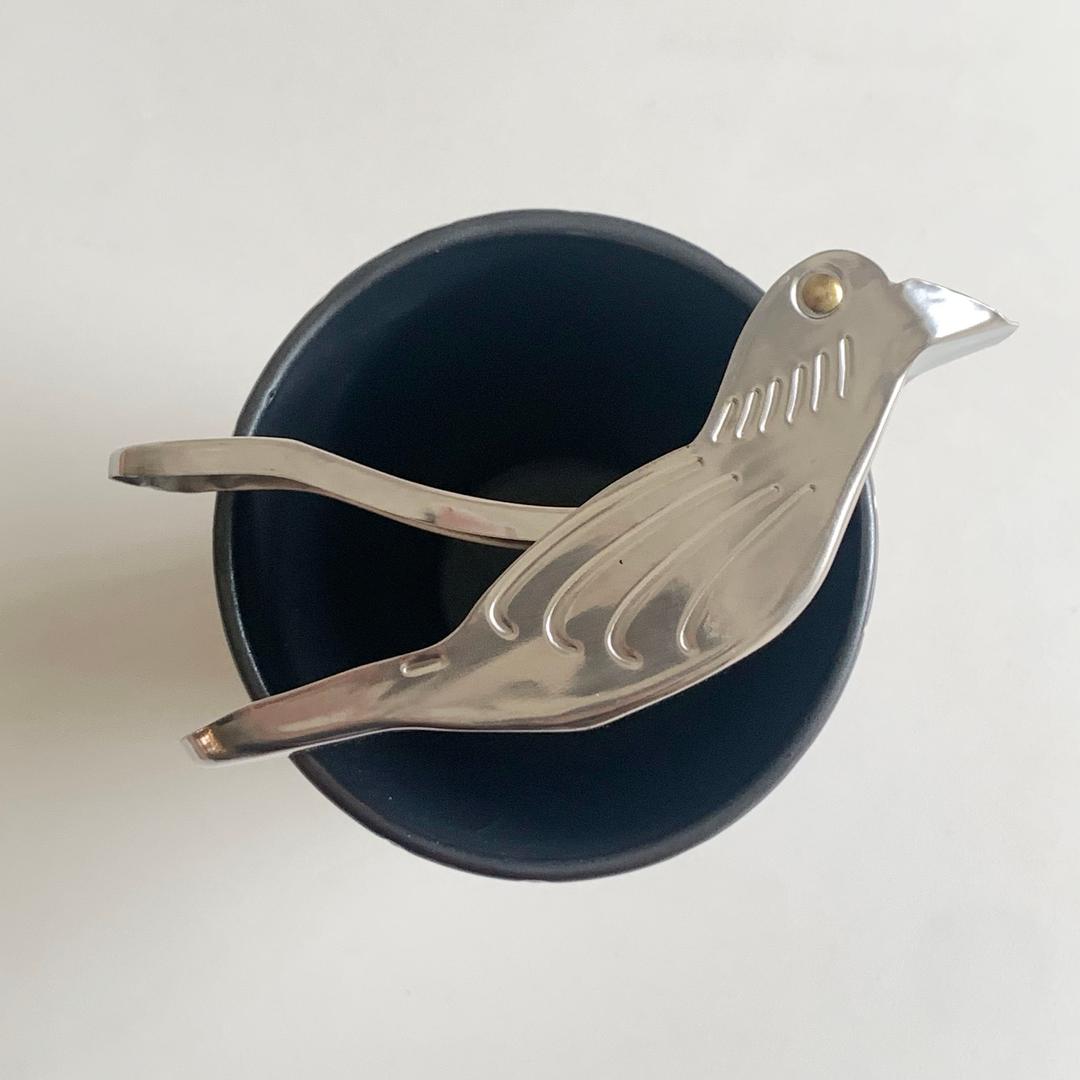 NEW Bird Kitchen & Bar Lemon Squeezer Juicer Hand Press