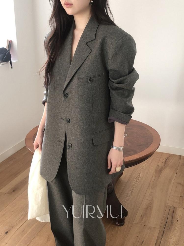 유이르무이 Le Butter 르버터 레너드 울 버튼 오버핏 자켓 2color