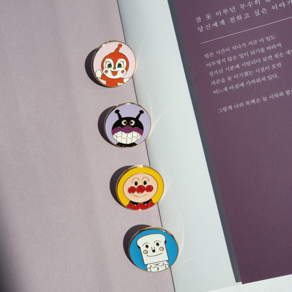 원형 호빵맨 뱃지 / 식빵맨 뱃지 / 세균맨 뱃지 / 짤랑이 뱃지 / 캐릭터뱃지