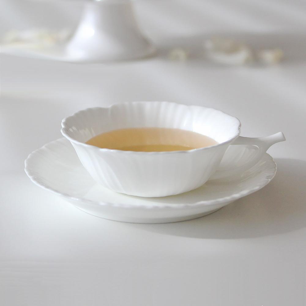 하나노카다치 화이트 플라워 찻잔 세트