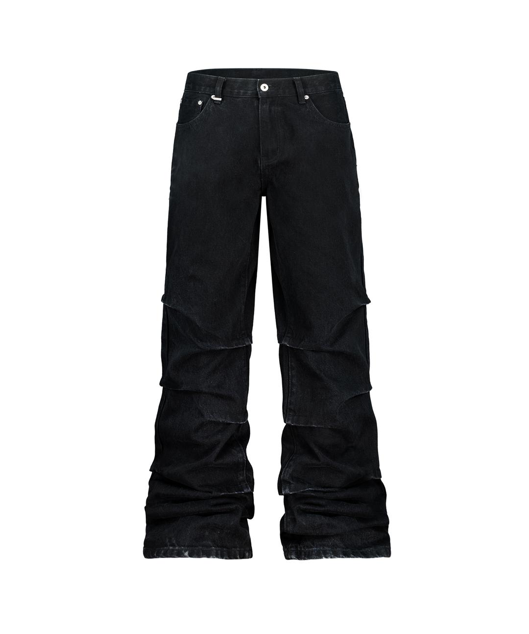 ALTERNATE TUCK FLARE DENIM PANTS [BLACK]