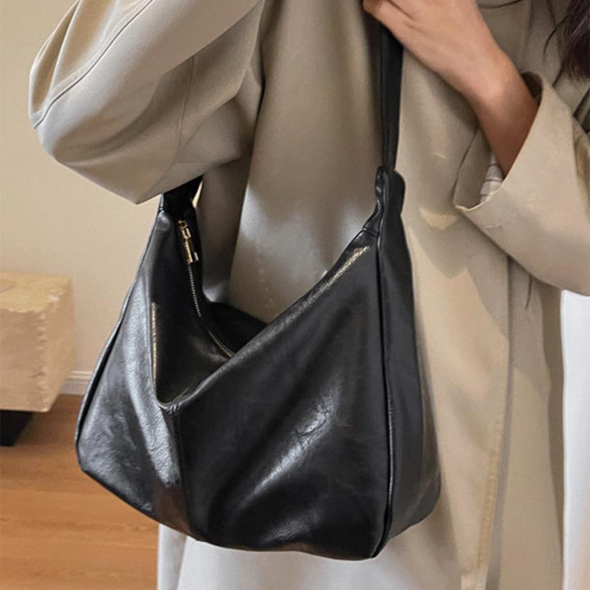 에이어패럴 💥고퀄리티💥데일리 레더 크로스백 보부상 가방 대학생 노트북 아이패드 숄더백 가방 직장인 빅 크로스백 GB007