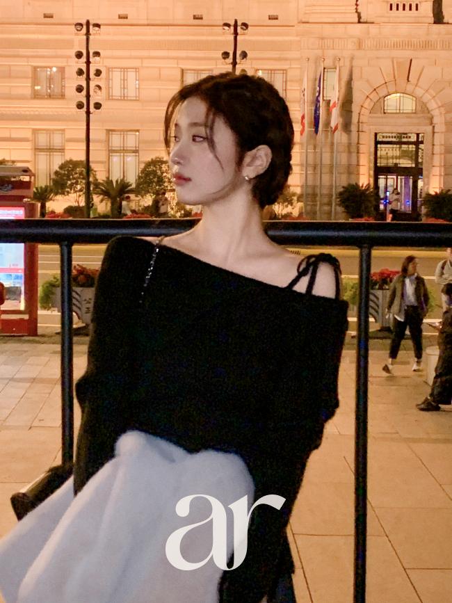 아뜨랑스 (울20%/저가상품비교불가/데이트룩 추천) 언발 리본 오프숄더 골지 울 니트 여리핏니트 원숄더 빨간니트 겨울니트 nt5329