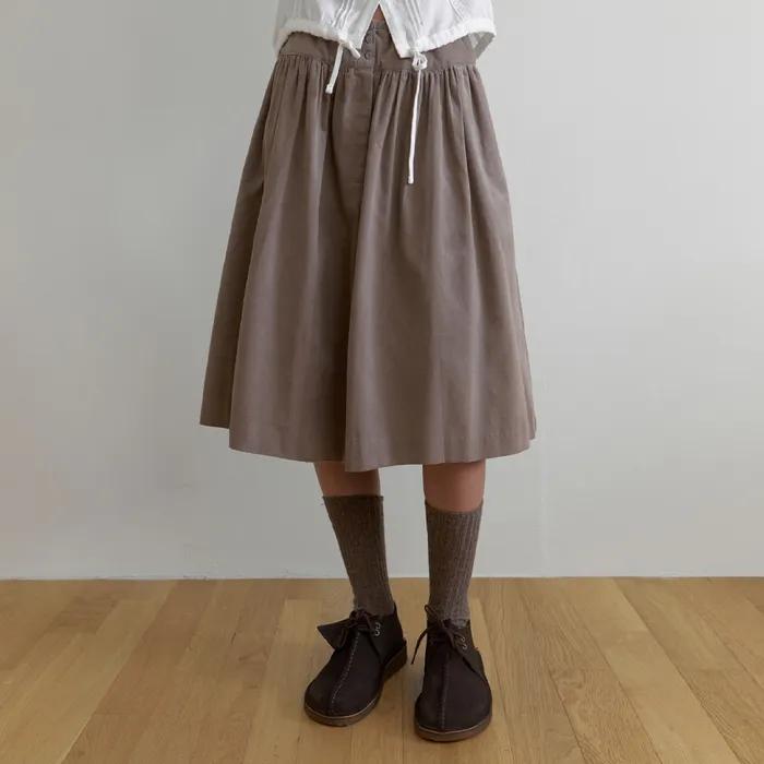 Oat corduroy skirt (bay leaf)