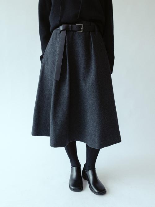 Asymmetry-tucked Volume Wool Skirt SW5WS462-9E