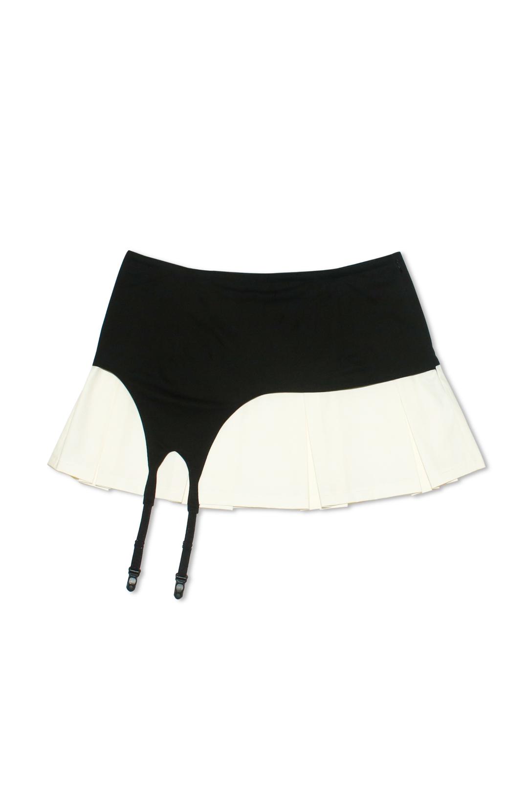 Garter skirt 003