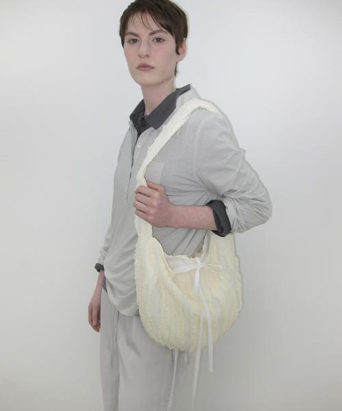 RIPPLE SHOULDER BAG, IVORY