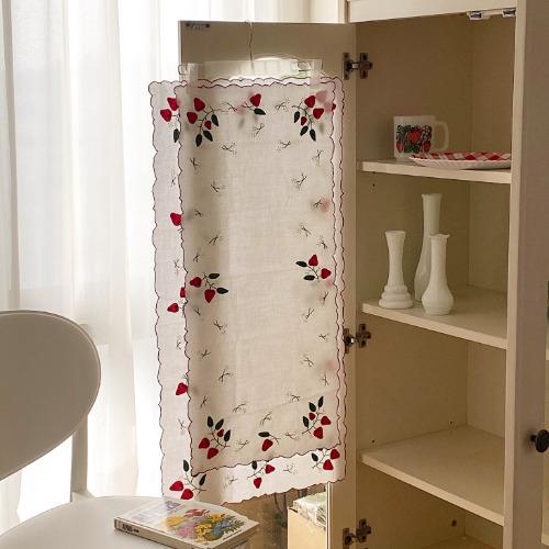 [vintage] 스트로베리 자수 테이블매트 러너 (면/자수)