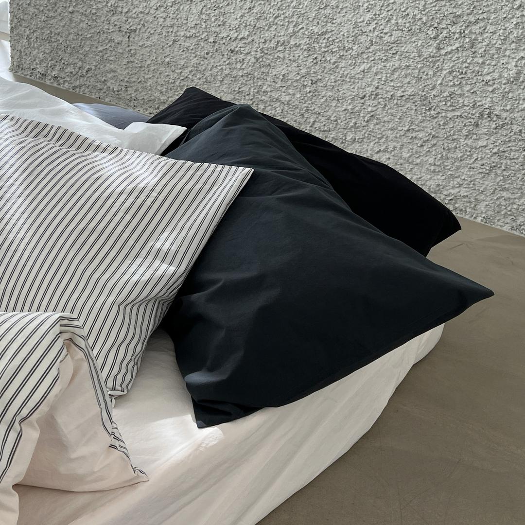 시그니처 고밀도면 베개커버 - 딥차콜 / 블랙 / 버건디