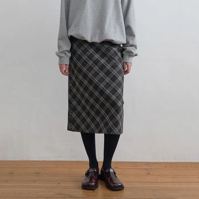 [12/12 출고][6차] Check Midi Skirt Charcoal