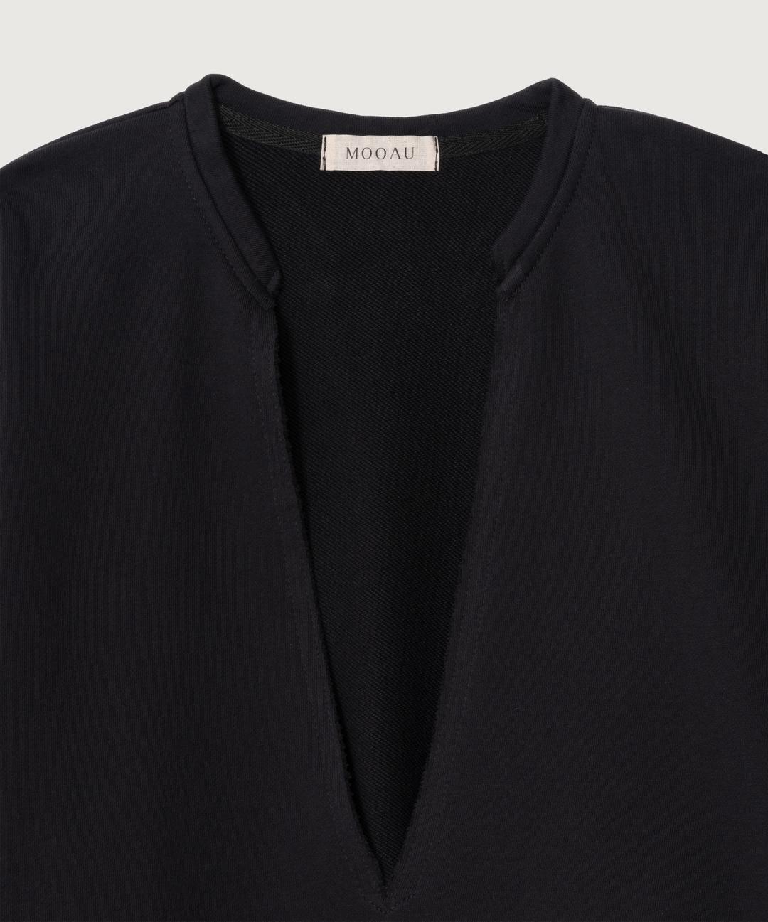V-NECK CUTTING SWEATSHIRT