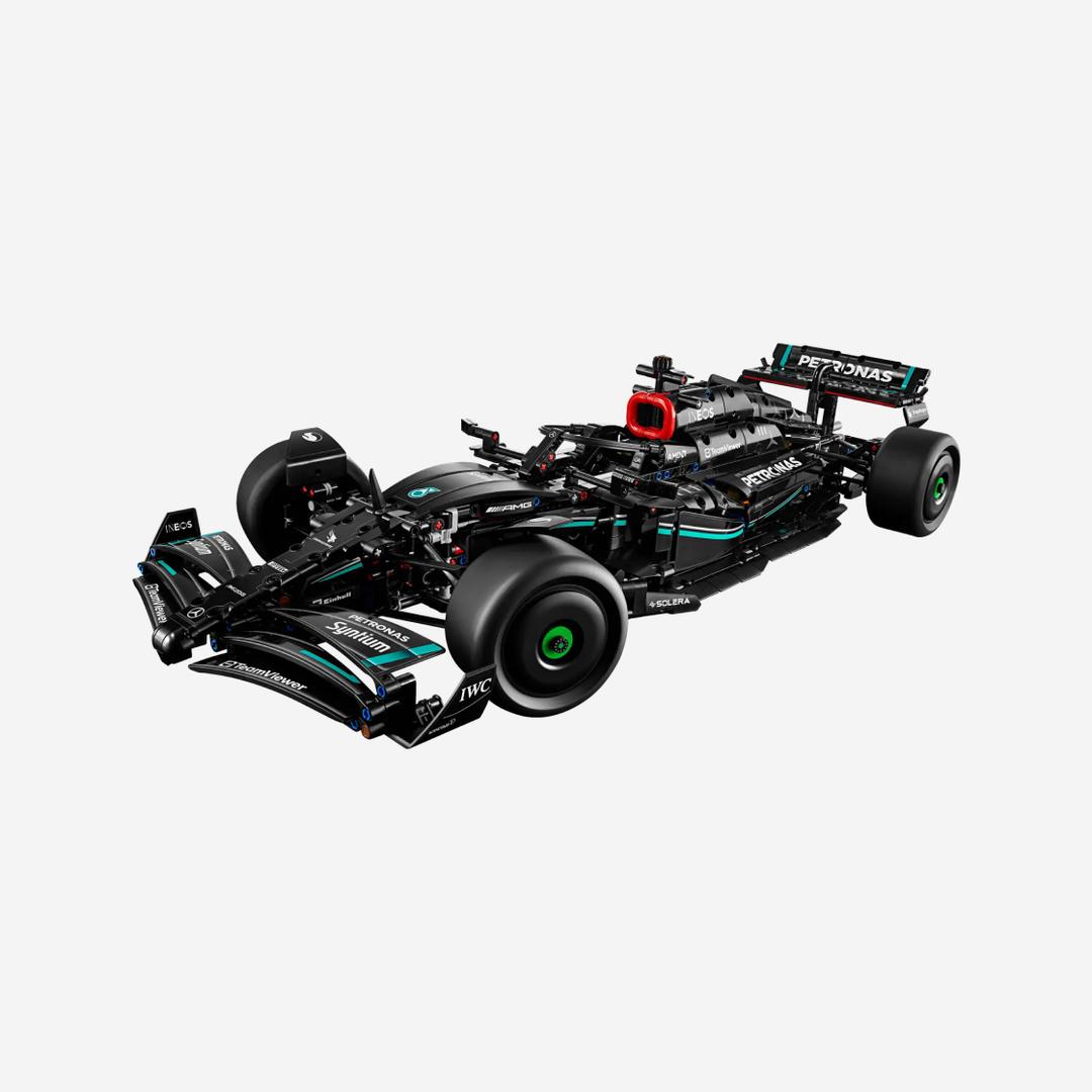 Lego Mercedes-AMG F1 W14 E Performance
