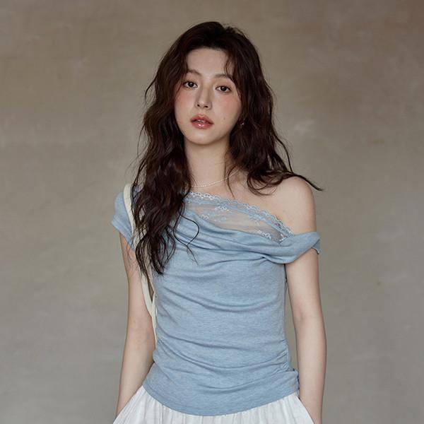 Soft Lace Shoulder T-shirt