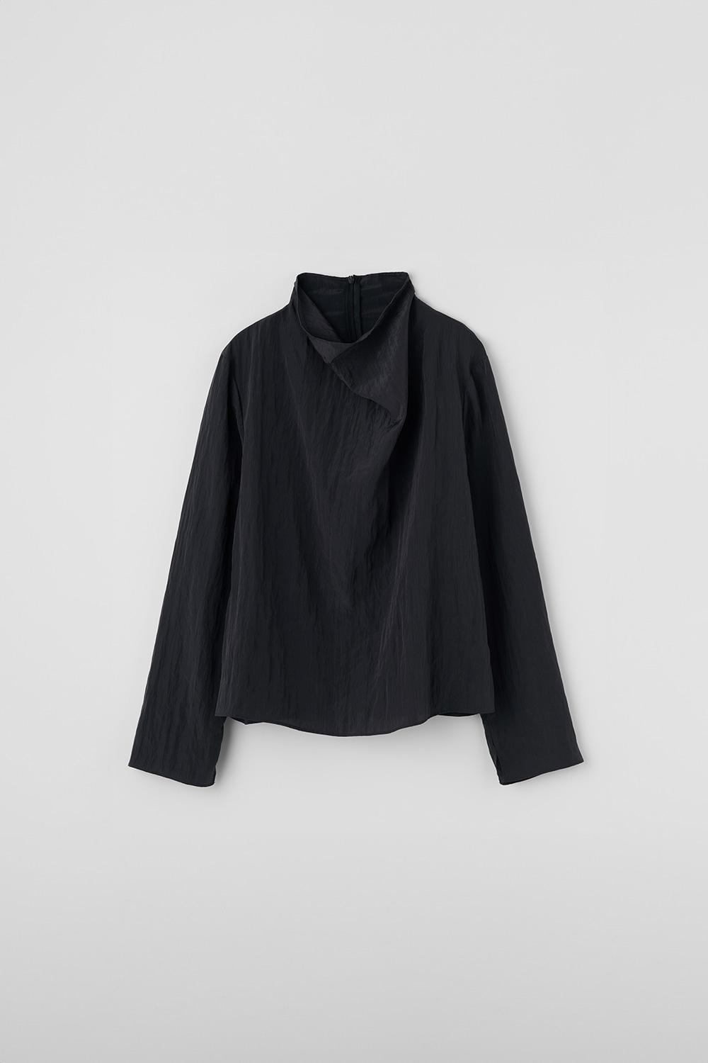 O Half Neck Wrinkle Blouse_Night