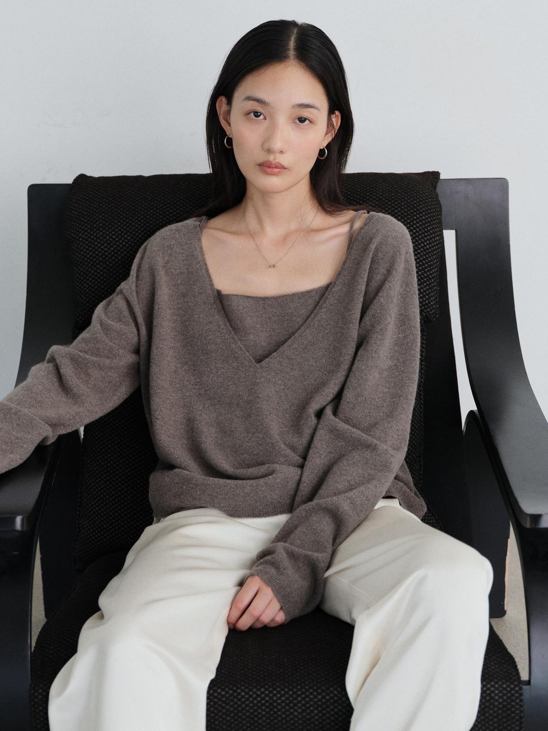 RE-ORDER / Yak wool V-neck knit_3colors