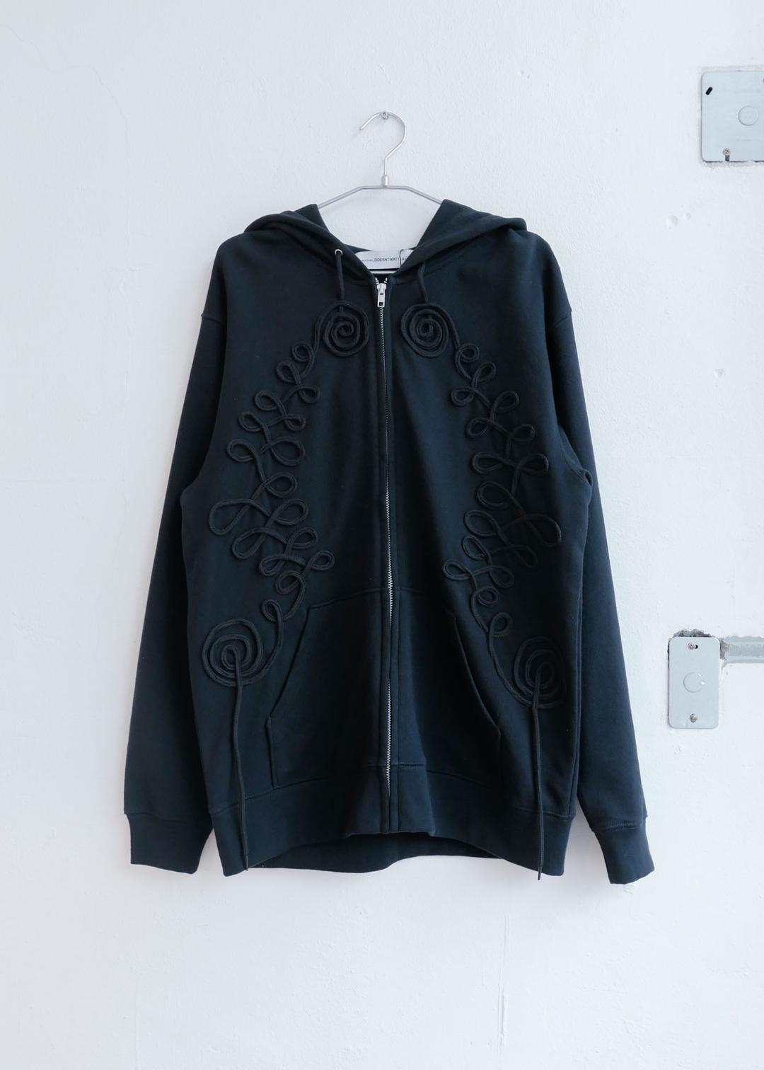Long String Hoodie in black