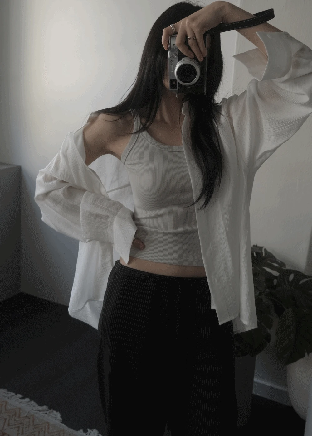 로카 잔골지 와이드 U넥 립 나시