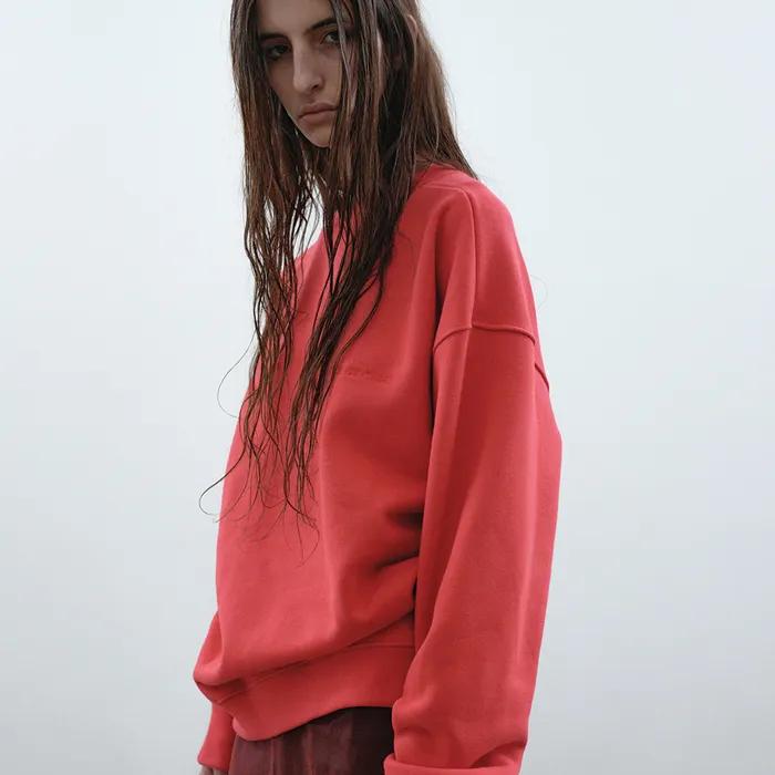 LOGO SWEATSHIRT IN RED