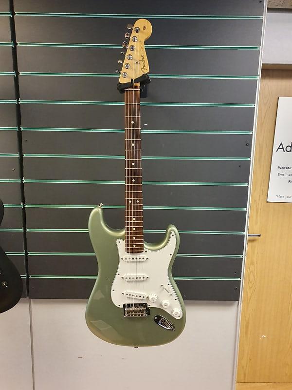 Fender Player Stratocaster 2018 Sage Green Metallic Electric Guitar